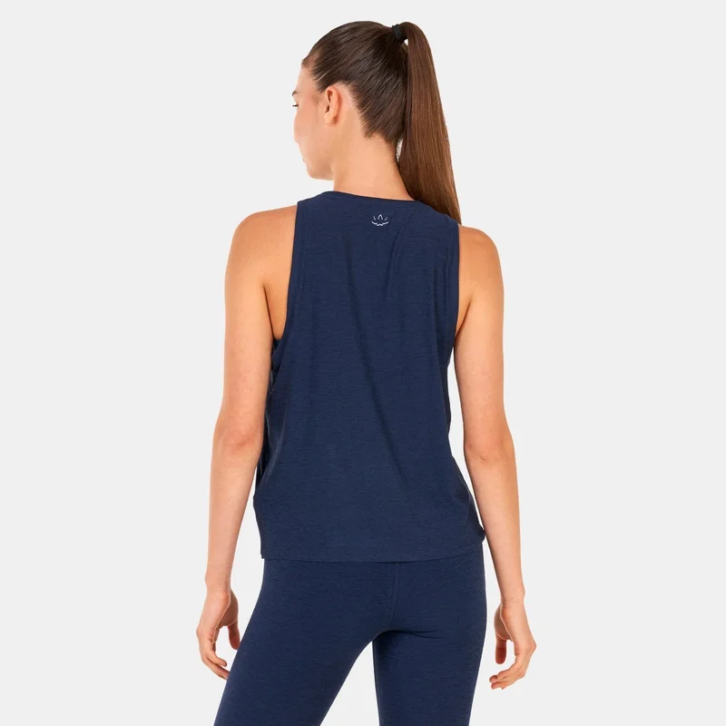 بيوند يوغا تيشيرت بلا أكمام فيذرويت ريبالنس للنساء